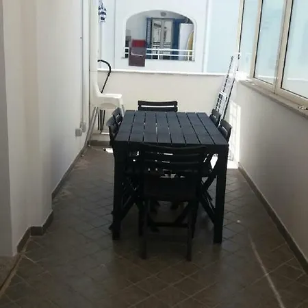 Monolocalelacaletta شقة